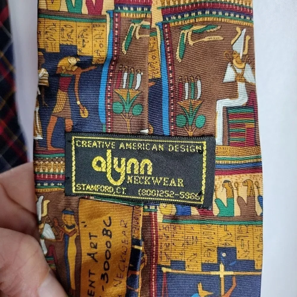 Alynn silk tie
